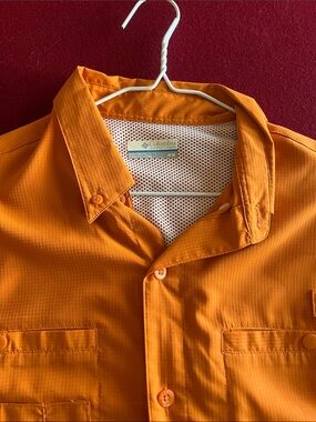 Columbia Men’s Orange Casual Button-Down Shirt